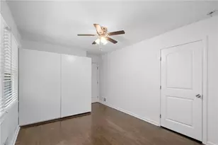479 Larchmont Cir NW, Atlanta, GA 30318 - Photo 14