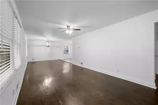 479 Larchmont Cir NW, Atlanta, GA 30318 - Photo 12