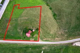 369 Cavender Ln, Bowdon, GA 30108 - Photo 2