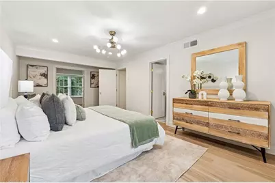 107 La Rue Place NW, Atlanta, GA 30327 - Photo 16