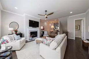 103 Periwinkle Ln, Woodstock, GA 30188 - Photo 4