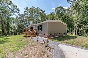 94 King Arthur Ct, Dahlonega, GA 30533 - Photo 2