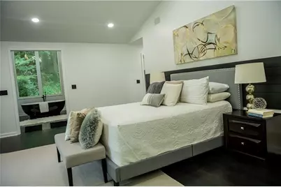 4377 Paran Place NW, Atlanta, GA 30327 - Photo 10