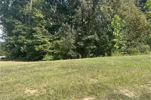 1381 Larose Dr, Hoschton, GA 30548 - Photo 1