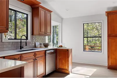 3292 Holly Mill Court, Marietta, GA 30062 - Photo 12