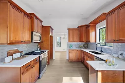 3292 Holly Mill Court, Marietta, GA 30062 - Photo 4