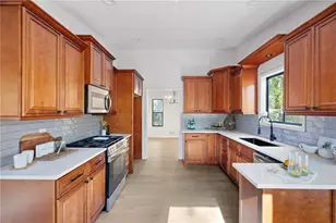 3292 Holly Mill Ct, Marietta, GA 30062 - Photo 1