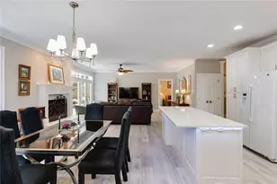 2010 Stonehedge Rd, Roswell, GA 30075 - Photo 56