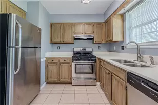 1028 Huntington Trce SE, Smyrna, GA 30082 - Photo 6