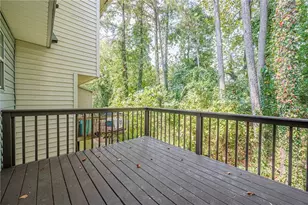 1028 Huntington Trce SE, Smyrna, GA 30082 - Photo 16