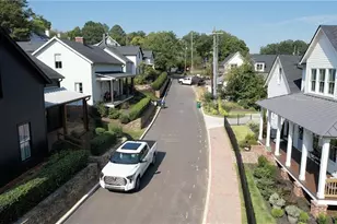 69 Maple St, Roswell, GA 30075 - Photo 22