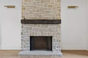 69 Maple St, Roswell, GA 30075 - Photo 12