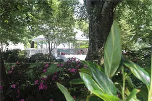 69 Maple St, Roswell, GA 30075 - Photo 62