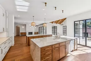 200 River Vly Ct, Atlanta, GA 30328 - Photo 4