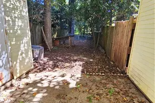 400 Prince of Wales, Stone Mountain, GA 30083 - Photo 10