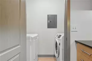 390 17th St NW, Atlanta, GA 30363 - Photo 14