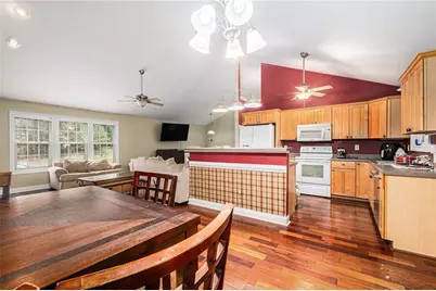 192 Lakeover Circle, Athens, GA 30607 - Photo 8