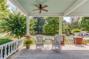 74 White St, Hoschton, GA 30548 - Photo 10