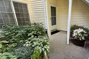 916 Cannon Gate Crossing, Marietta, GA 30064 - Photo 2