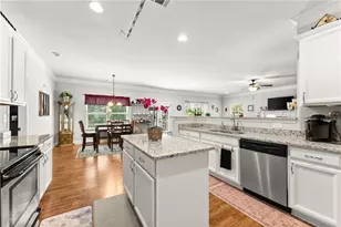 1557 Shadowstone Cir, Winder, GA 30680 - Photo 10