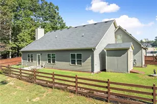 1557 Shadowstone Cir, Winder, GA 30680 - Photo 42