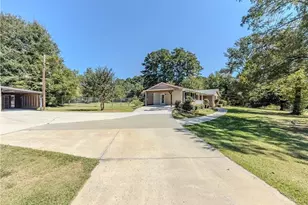 2152 Black Shoals Rd, Conyers, GA 30012 - Photo 8