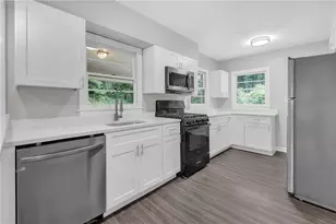 1641 Rockcliff Pl SE, Atlanta, GA 30316 - Photo 12