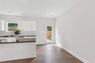 619 Elmwood St, Canton, GA 30114 - Photo 10