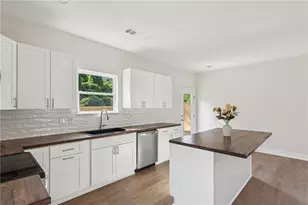 619 Elmwood St, Canton, GA 30114 - Photo 14