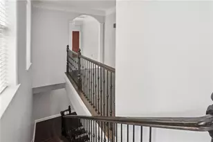 3334 Peachtree Rd NE, Atlanta, GA 30326 - Photo 16