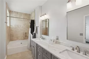 3334 Peachtree Rd NE, Atlanta, GA 30326 - Photo 26