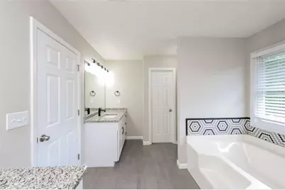 6201 Southport Drive S, Flowery Branch, GA 30542 - Photo 18