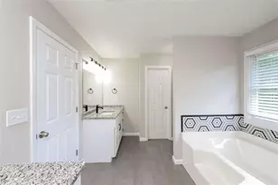 6201 Southport Dr S, Flowery Branch, GA 30542 - Photo 18