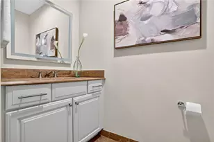 2233 Peachtree Rd NE, Atlanta, GA 30309 - Photo 10