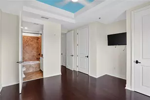 2233 Peachtree Rd NE, Atlanta, GA 30309 - Photo 12