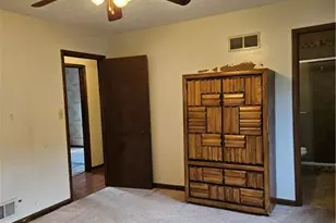 182 Iris Ct, Riverdale, GA 30274 - Photo 10