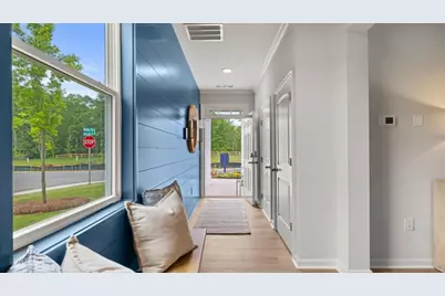 4185 Kestrel Court, Gainesville, GA 30506 - Photo 4