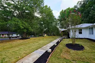 1547 York Dr, Canton, GA 30114 - Photo 14