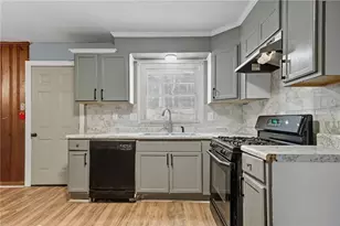 2393 Winshire Dr, Decatur, GA 30035 - Photo 10