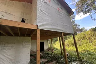 857 Gertrude Pl NW, Atlanta, GA 30318 - Photo 8