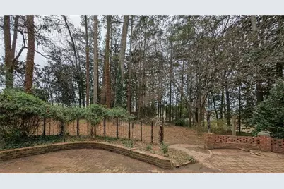 2360 Young Drive, Atlanta, GA 30337 - Photo 6