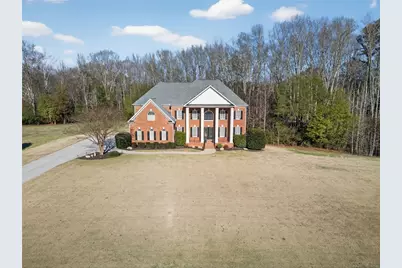 121 Carson Place, Carrollton, GA 30117 - Photo 2