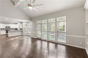 4062 Brookside Pkwy, Decatur, GA 30034 - Photo 10