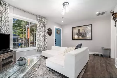 671 Center Hill Avenue NW, Atlanta, GA 30318 - Photo 6