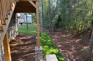 5648 Meadow View Dr, Jefferson, GA 30549 - Photo 10