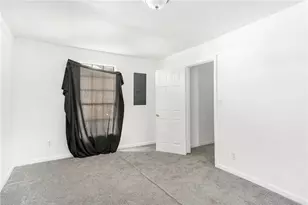 435 W Cherry St, Griffin, GA 30223 - Photo 12