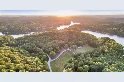 5608 Azelia Drive, Gainesville, GA 30506 - Photo 2