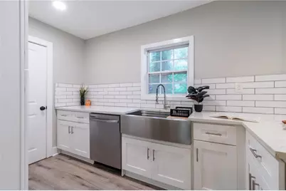 714 Emily Place NW, Atlanta, GA 30318 - Photo 8