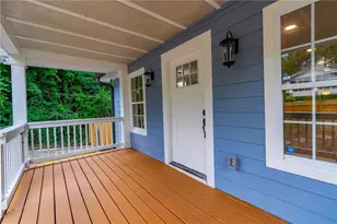 714 Emily Pl NW, Atlanta, GA 30318 - Photo 2