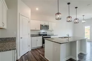 345 Mccall Wy, Monroe, GA 30655 - Photo 2